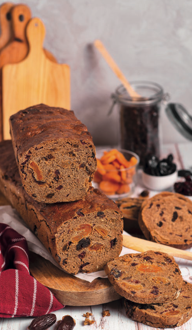 Chleb z bakaliami – smak tradycji