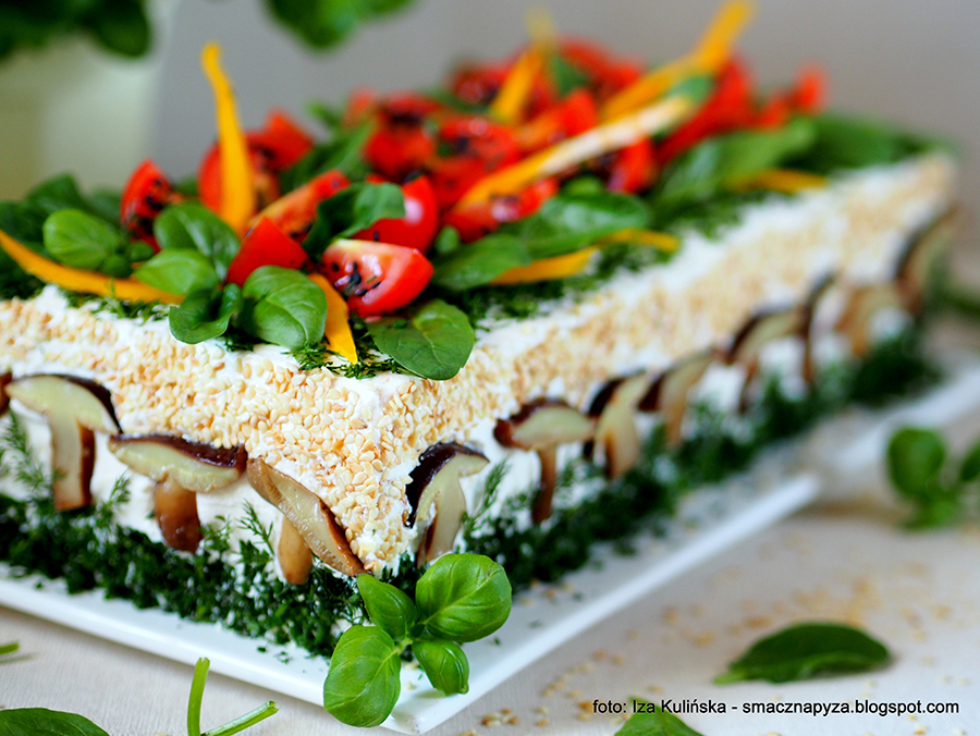 Tort kanapkowy – tort wytrawny z chleba