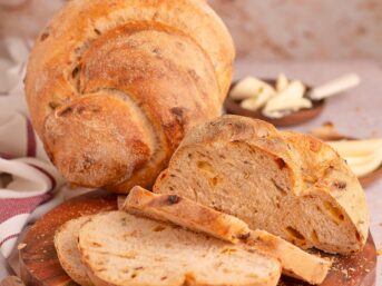 Chleb z Cheddarem 400 g