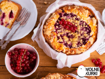 Ciasto Twarogowe z Czerwonymi Porzeczkami 550 g