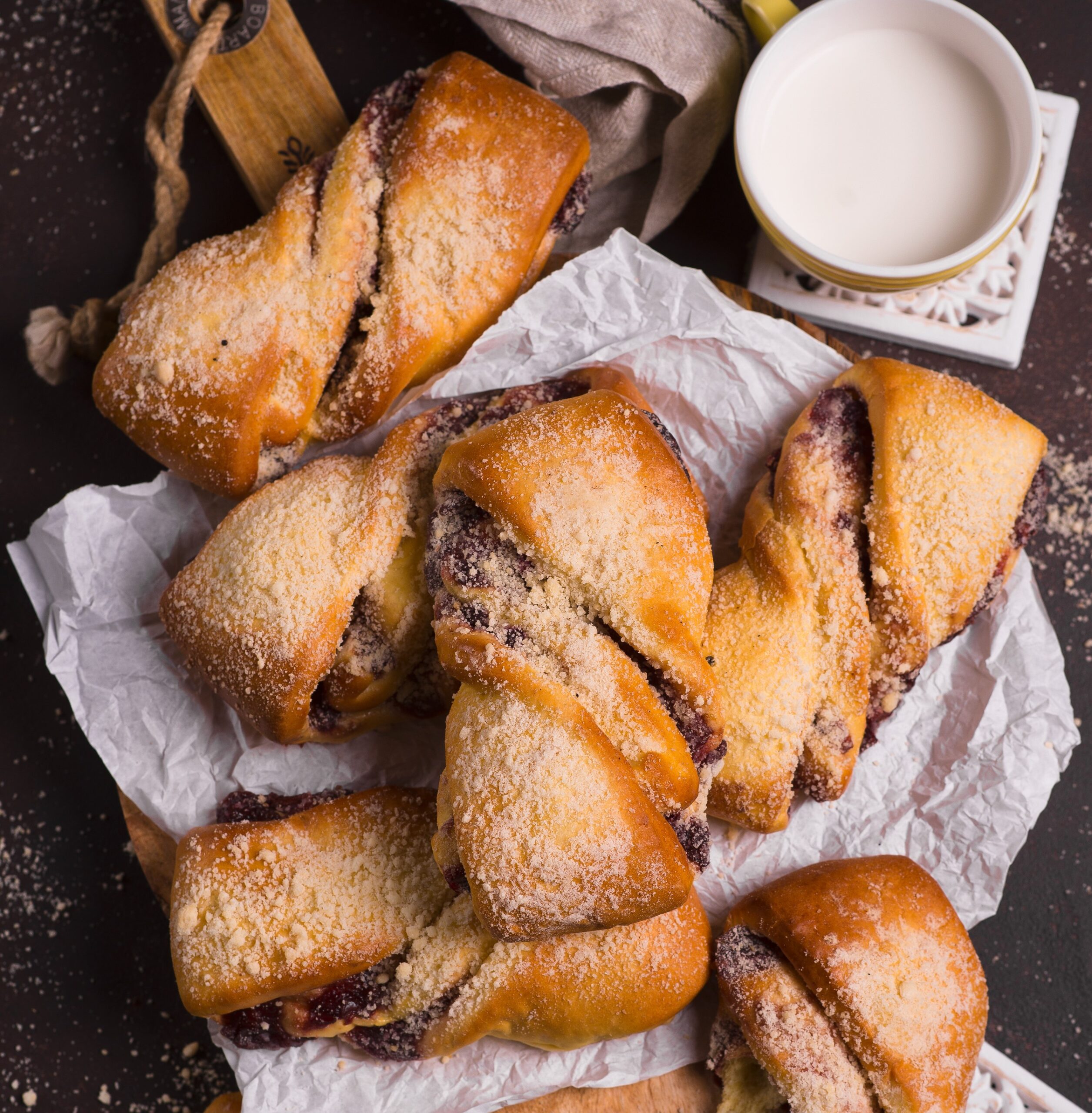 Drożdżówka ze Śliwką 120 g