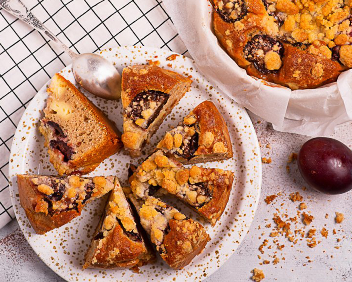 Ciasto Orzechowe ze Śliwkami 500 g