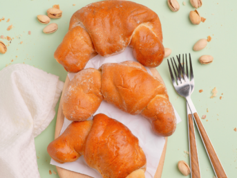 BEZGLUTENOWY Rogal z Pistacjami 120 g