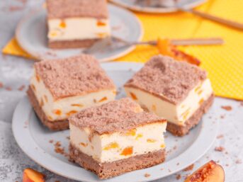 BEZGLUTENOWY Sernik z Brzoskwinią